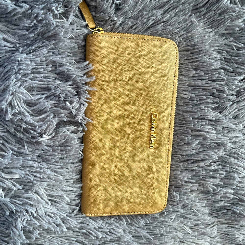 Calvin Klein Used Wallet